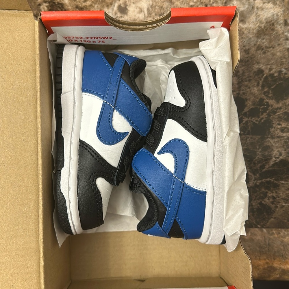 Nike Dunk Low Baby size 4C